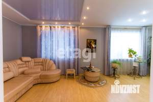 Дом 350м&sup2;, 2-этажный, участок 14 сот.  