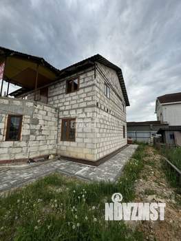 Дом 206м&sup2;, 2-этажный, участок 4 сот.  