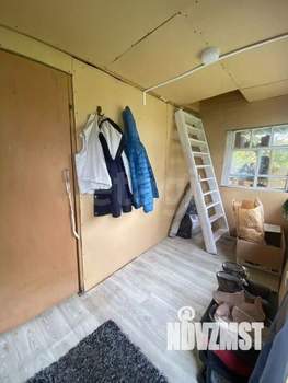 Дом 30м&sup2;, 2-этажный, участок 6 сот.  