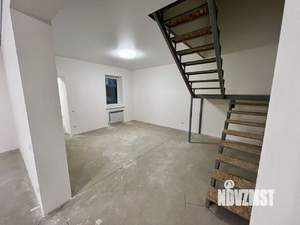 Дом 135м&sup2;, 2-этажный, участок 6 сот.  