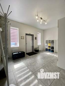 Дом 195м&sup2;, 2-этажный, участок 7 сот.  