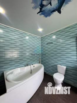 Дом 220м&sup2;, 2-этажный, участок 18 сот.  