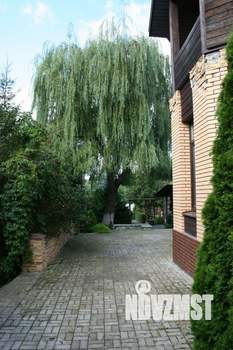 Коттедж 294м&sup2;, 2-этажный, участок 19 сот.  