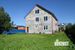Дом 340м², 3-этажный, участок 8 сот.  