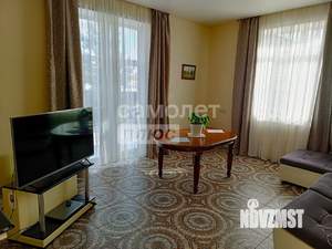 Коттедж 290м&sup2;, 4-этажный, участок 9 сот.  