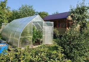 Дом 30м&sup2;, 2-этажный, участок 20 сот.  