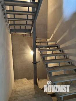 Таунхаус 278м&sup2;, 2-этажный, участок 2 сот.  