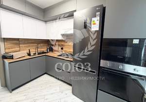 Дом 84м&sup2;, 3-этажный, участок 1 сот.  