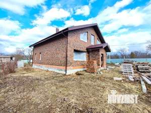 Дом 271м², 2-этажный, участок 10 сот.  