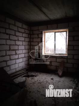 Дом 196м², 2-этажный, участок 10 сот.  