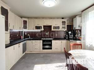 Дом 163м&sup2;, 2-этажный, участок 15 сот.  