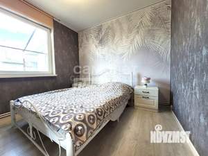 Дом 100м&sup2;, 2-этажный, участок 6 сот.  