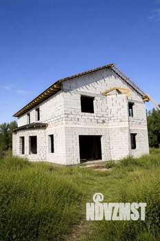 Дом 260м&sup2;, 2-этажный, участок 18 сот.  