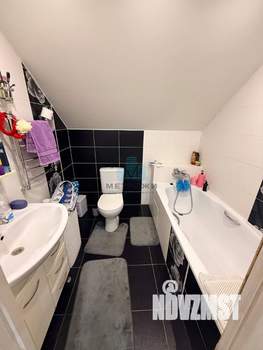 Дом 160м&sup2;, 2-этажный, участок 10 сот.  