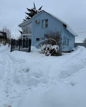 Дом 100м&sup2;, 2-этажный, участок 6 сот.  