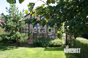 Дом 294м&sup2;, 2-этажный, участок 15 сот.  