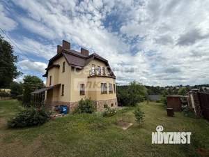 Дом 250м&sup2;, 3-этажный, участок 12 сот.  