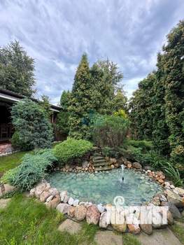 Дом 400м&sup2;, 3-этажный, участок 5 сот.  