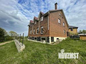 Дом 400м&sup2;, 3-этажный, участок 19 сот.  