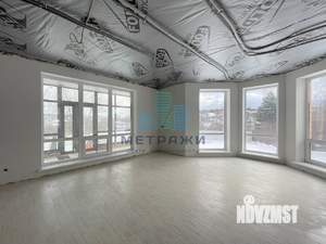 Дом 340м&sup2;, 3-этажный, участок 14 сот.  