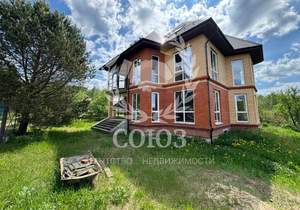 Дача 367м&sup2;, 3-этажный, участок 9 сот.  