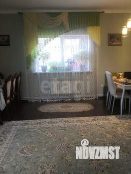 Дом 170м&sup2;, 3-этажный, участок 4 сот.  