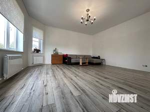 Дом 170м&sup2;, 2-этажный, участок 9 сот.  