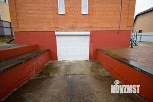 Дом 328м&sup2;, 3-этажный, участок 9 сот.  