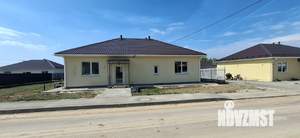 Дом 100м&sup2;, 1-этажный, участок 6 сот.  