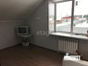 Дом 60м&sup2;, 2-этажный, участок 7 сот.  