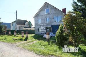 Дом 340м², 3-этажный, участок 8 сот.  