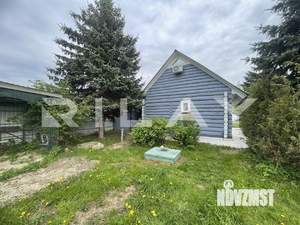 Дом 60м&sup2;, 2-этажный, участок 10 сот.  