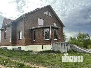 Дом 400м&sup2;, 3-этажный, участок 19 сот.  