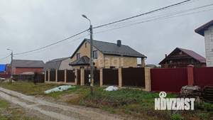 Дом 260м&sup2;, 2-этажный, участок 6 сот.  
