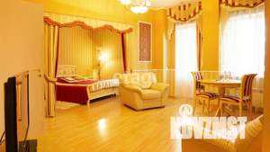 Дом 1703м&sup2;, 5-этажный, участок 11 сот.  