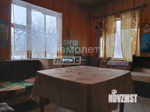 Дом 30м&sup2;, 2-этажный, участок 4 сот.  