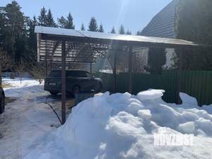 Дом 300м&sup2;, 3-этажный, участок 15 сот.  