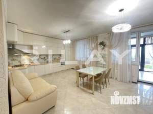 Коттедж 206м&sup2;, 2-этажный, участок 13 сот.  