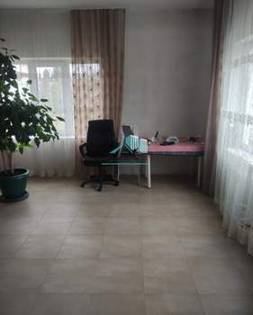 Дом 330м&sup2;, 3-этажный, участок 25 сот.  