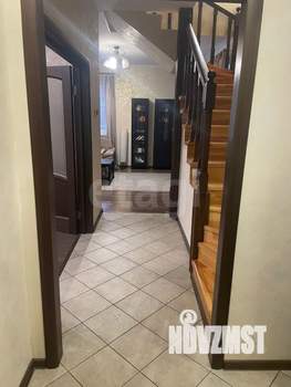 Дом 250м&sup2;, 2-этажный, участок 6 сот.  