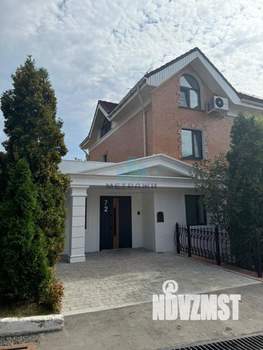 Дом 400м&sup2;, 3-этажный, участок 5 сот.  