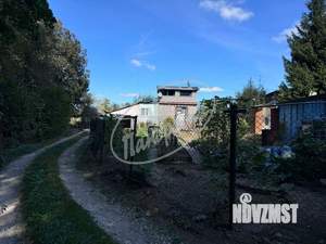 Дом 65м&sup2;, 2-этажный, участок 6 сот.  