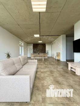 Дом 456м&sup2;, 2-этажный, участок 18 сот.  