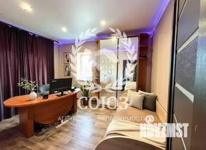 Дом 160м&sup2;, 2-этажный, участок 11 сот.  