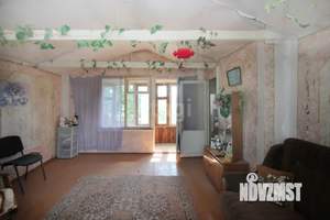 Дом 56м², 2-этажный, участок 6 сот.  