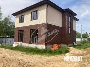 Дом 200м&sup2;, 2-этажный, участок 8 сот.  