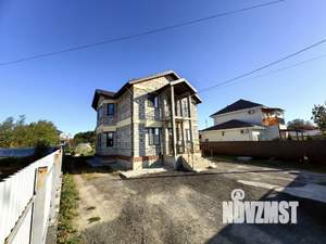 Дом 170м&sup2;, 2-этажный, участок 9 сот.  