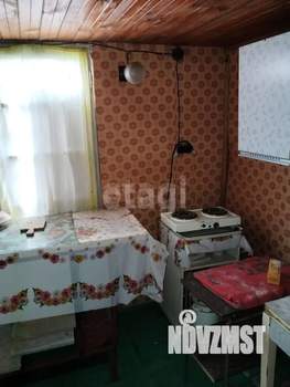 Дом 13м&sup2;, 2-этажный, участок 13 сот.  