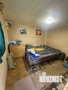 Дом 30м&sup2;, 2-этажный, участок 6 сот.  