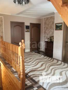 Дом 170м&sup2;, 3-этажный, участок 4 сот.  